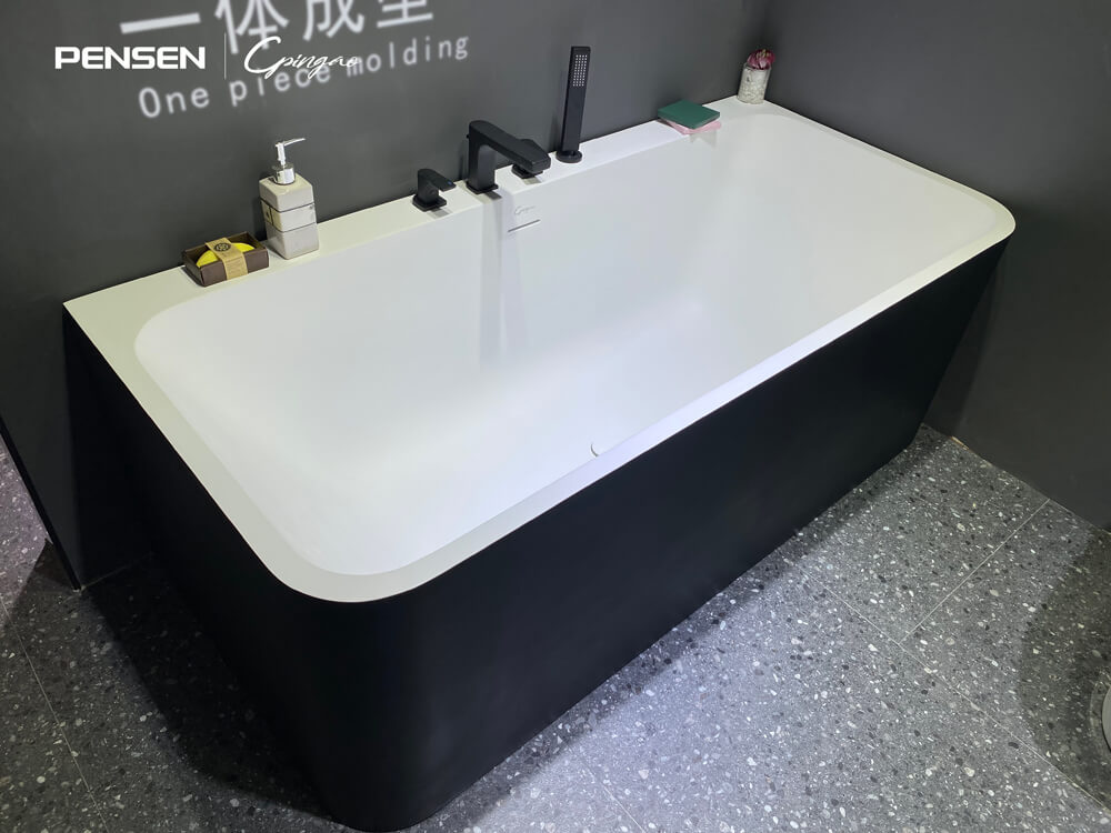 designing modern freestanding bathtub