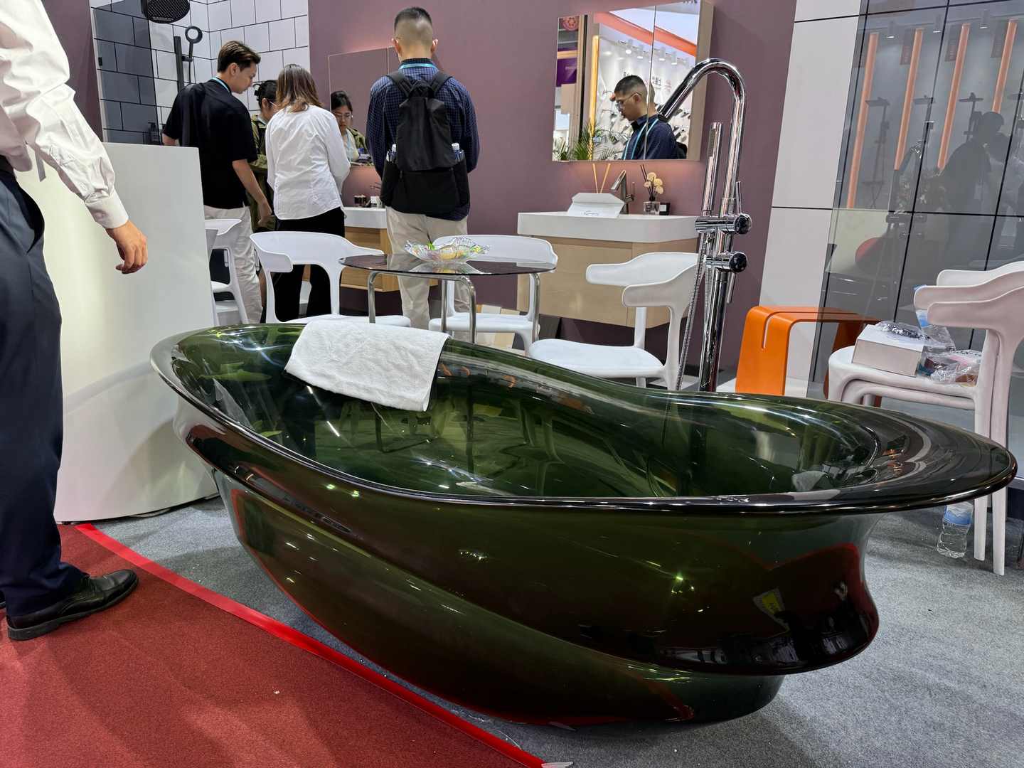 202410 Canton Fair freestanding resin bathtub PS-8856