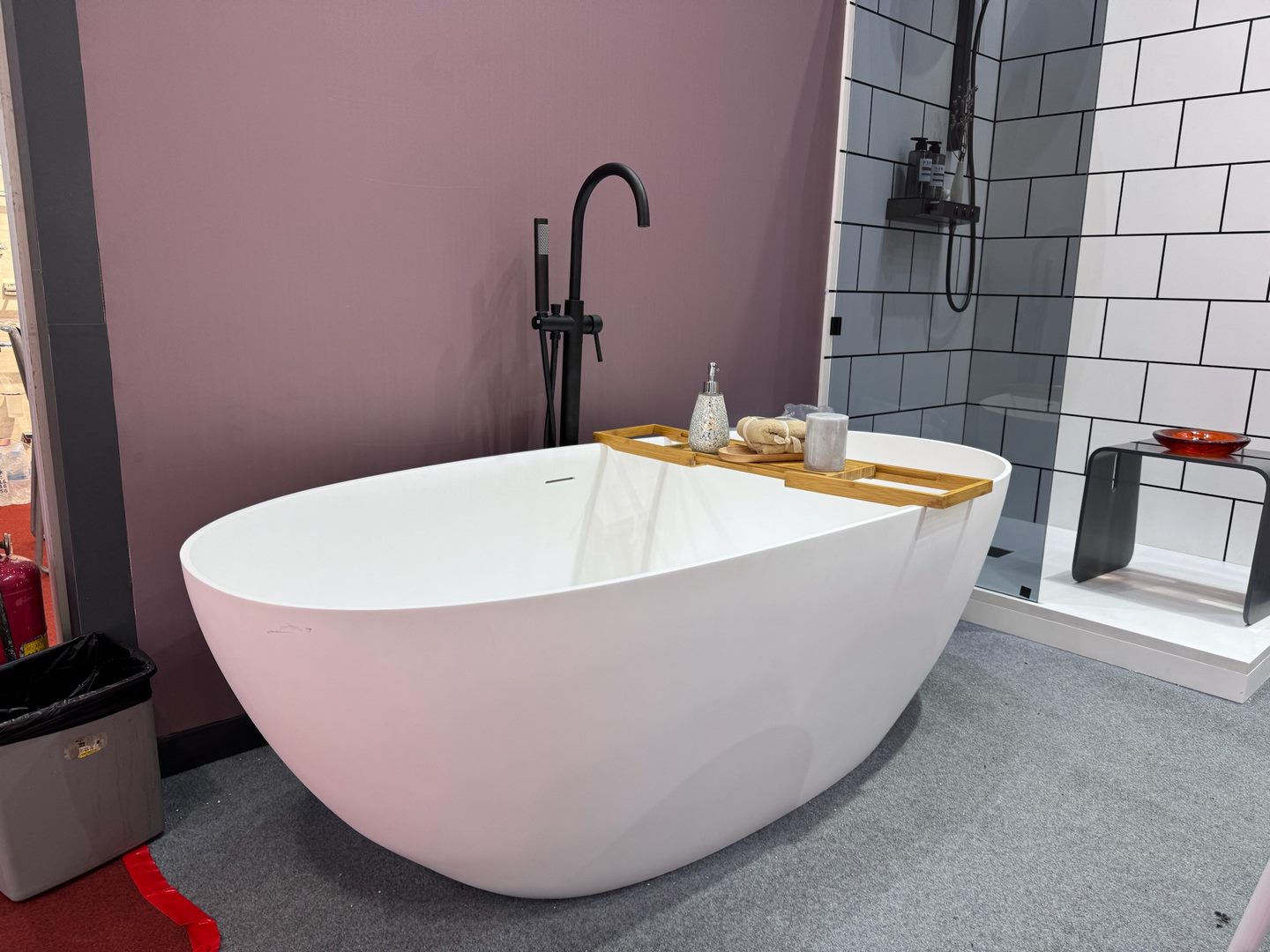 202410 Canton Fair  freestanding solid surface bathtub 